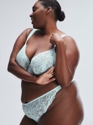 Bold Lace Unlined Plunge Bra