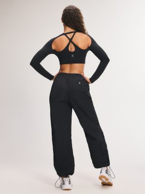 City Girl Hike Long-Sleeve Shelf-Bra Top