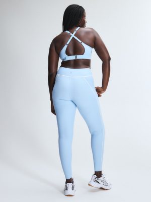 Cool Curves High-Impact Zip-Up Sports Bra