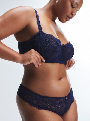 Romantic Corded Lace Thong Panty