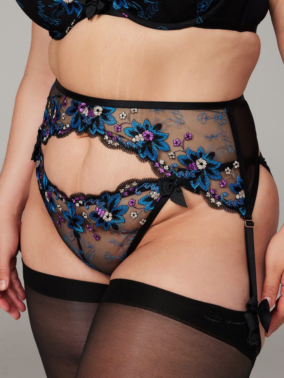 Wallflower Garter Belt